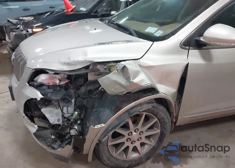 2015 Buick Enclave Leather z USA, uszkodzony, nr VIN 5GAKVBKD0FJ149096